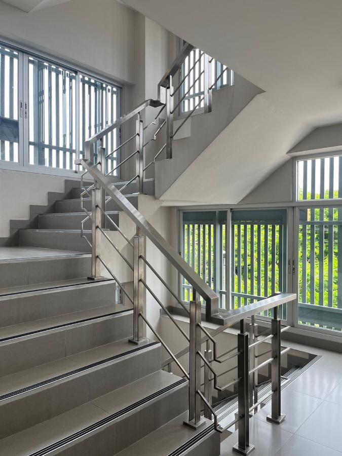 Hotel 14 Living Bangkok Exterior foto